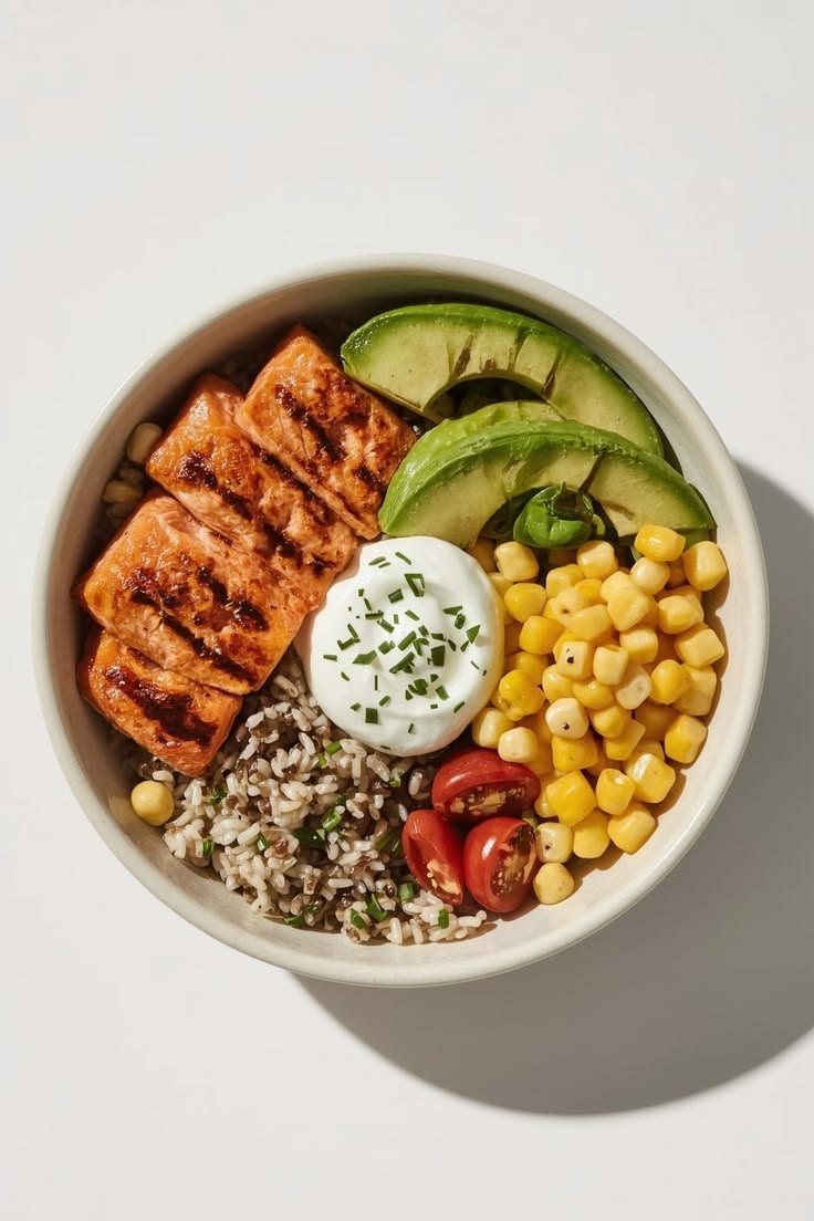 Balanced high-protein nutrition bowl — Paragon Health Group nutrition coaching